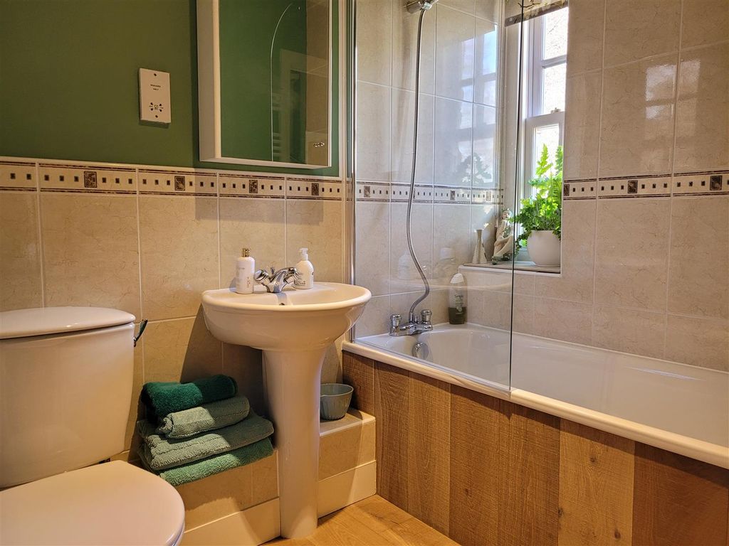 Additional image 9 of 2 bed flat for saleThread Mill Lane, Pymore, Bridport DT6