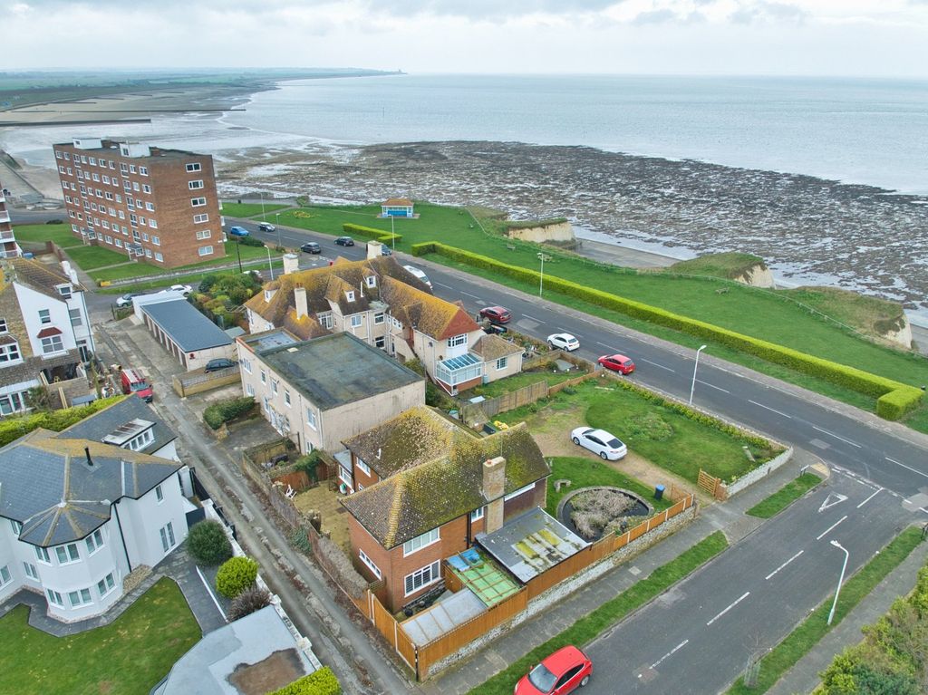 Additional image 4 of 4 bed detached house for saleThe Parade, Birchington, Kent CT7