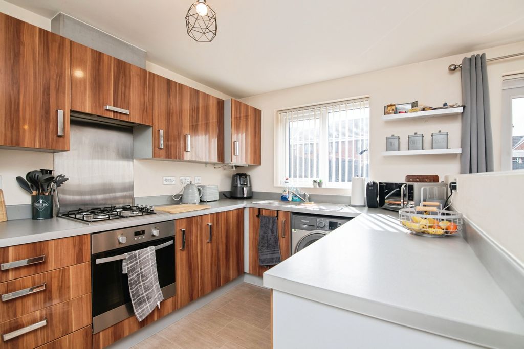 Additional image 5 of 3 bed semi-detached house for saleMullion Drive, Bilston WV14