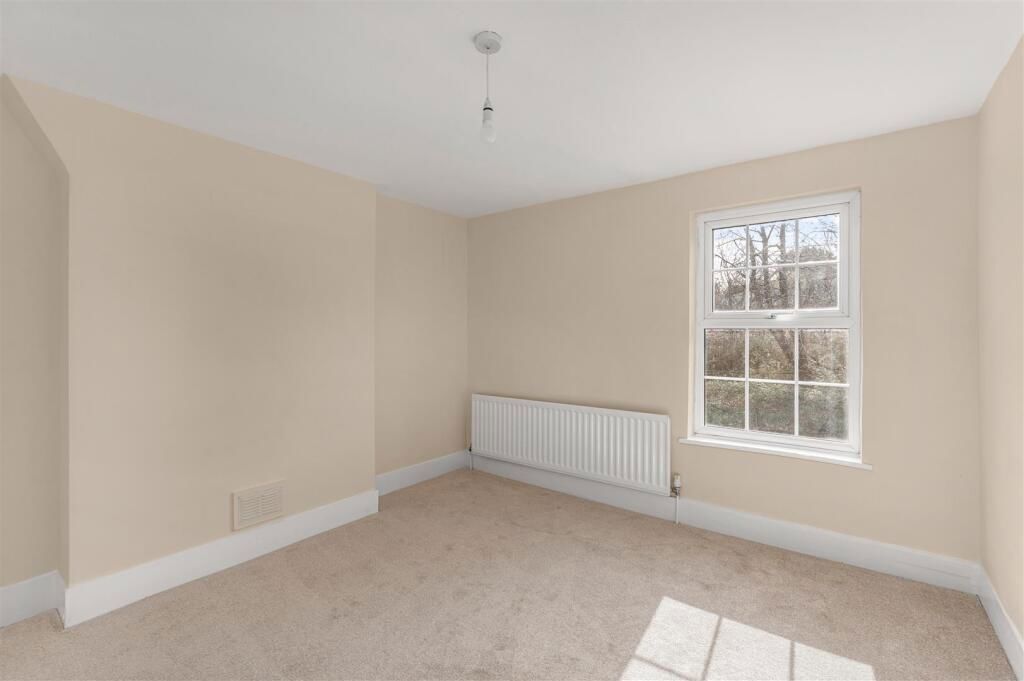 Additional image 10 of 4 bed flat for saleBroughton Road, Banbury OX16