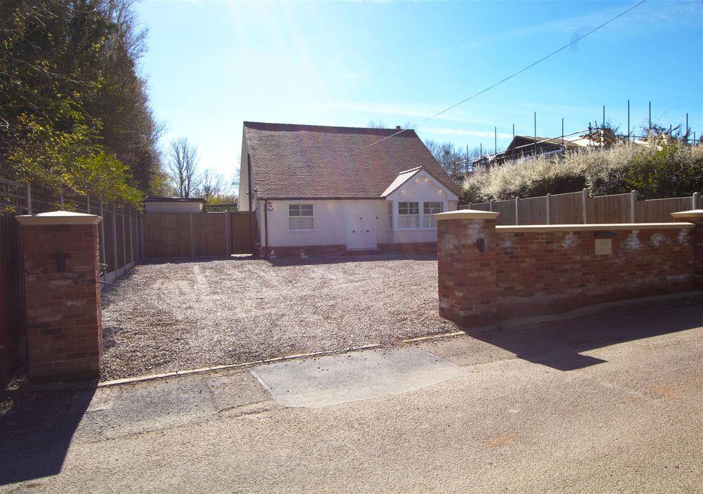 Additional image 2 of 4 bed detached house for saleBurnt Mills Road, Basildon SS13