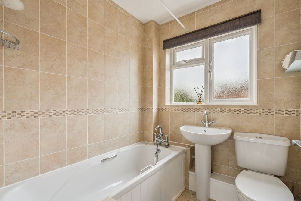 Additional image 8 of 3 bed terraced house for saleMaltings Close, Baldock SG7