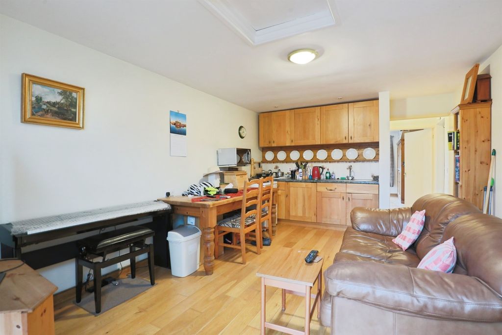 Additional image 17 of 5 bed semi-detached house for saleBignell View, Chesterton, Bicester OX26