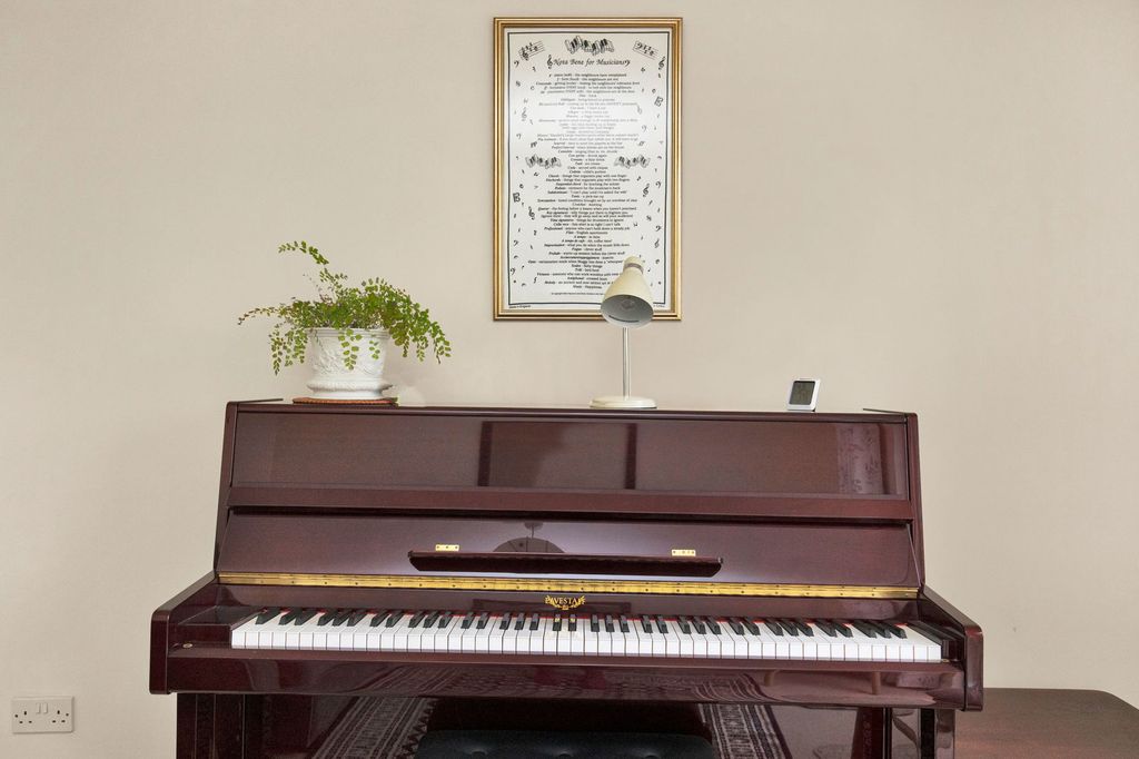 Additional image 13 of 3 bed bungalow for saleBramble Hill, Alresford, Hampshire SO24