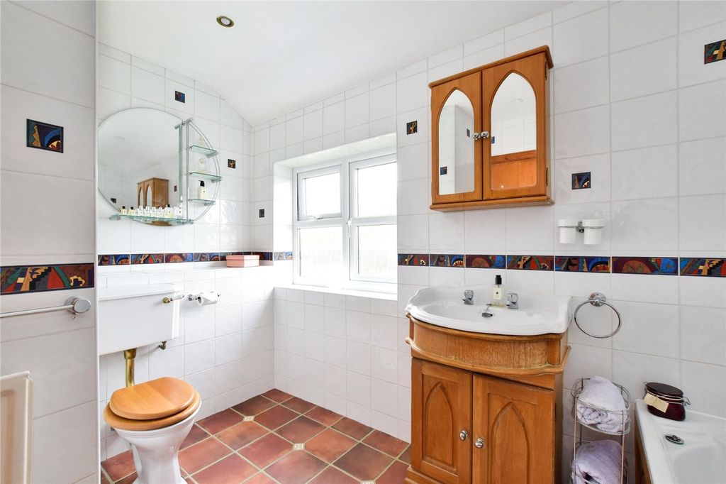 Additional image 22 of 4 bed semi-detached house for saleDairy Way, Abbots Langley WD5