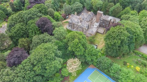Apartment C, The Hollies, Weetwood Lane, Leeds LS16