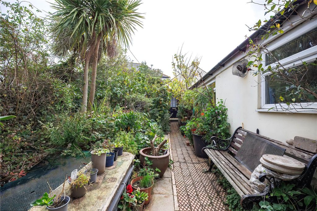 Additional image 35 of 5 bed terraced house for saleLlanedeyrn Road, Penylan, Cardiff CF23