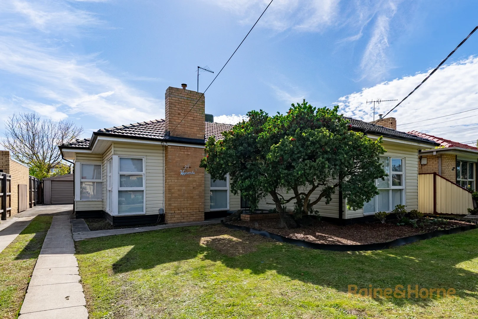 21 Lucille Avenue, Reservoir VIC 3073