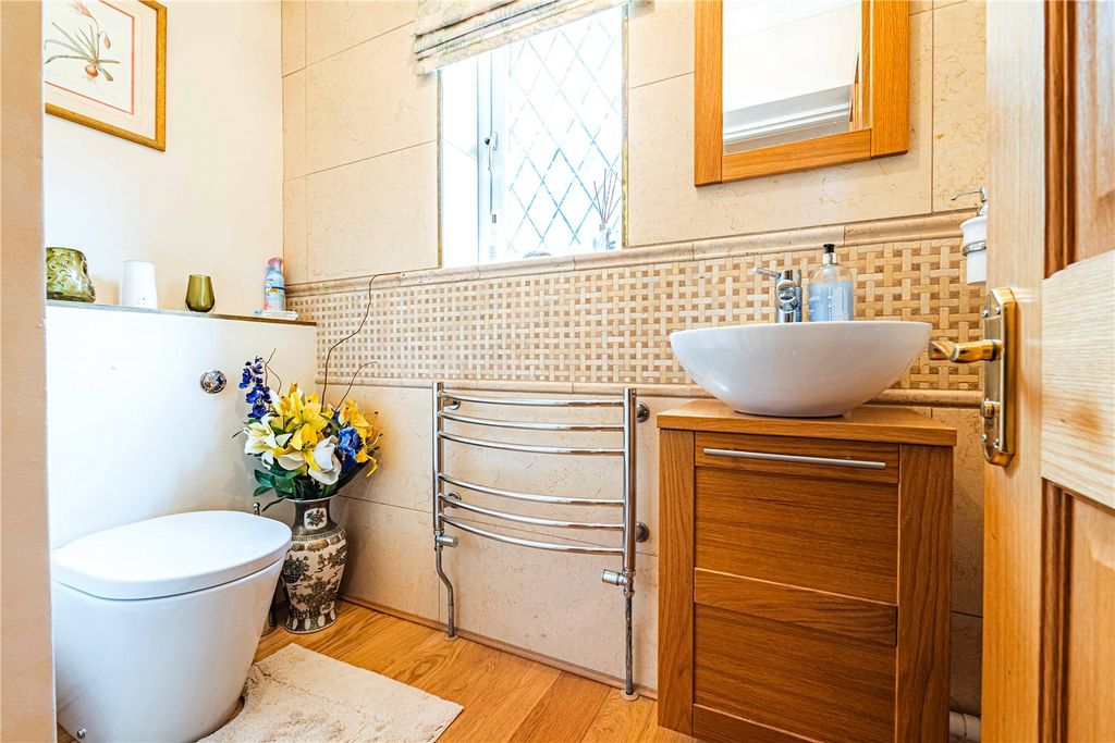 Additional image 13 of 5 bed detached house for saleThe Beech, Gravel Path, Berkhamsted, Hertfordshire HP4