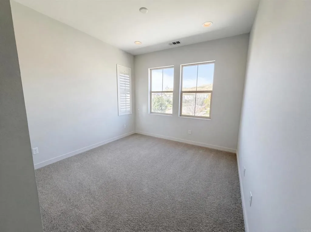 Additional image 19 of 951 Camino Aldea, Chula Vista, CA 91913