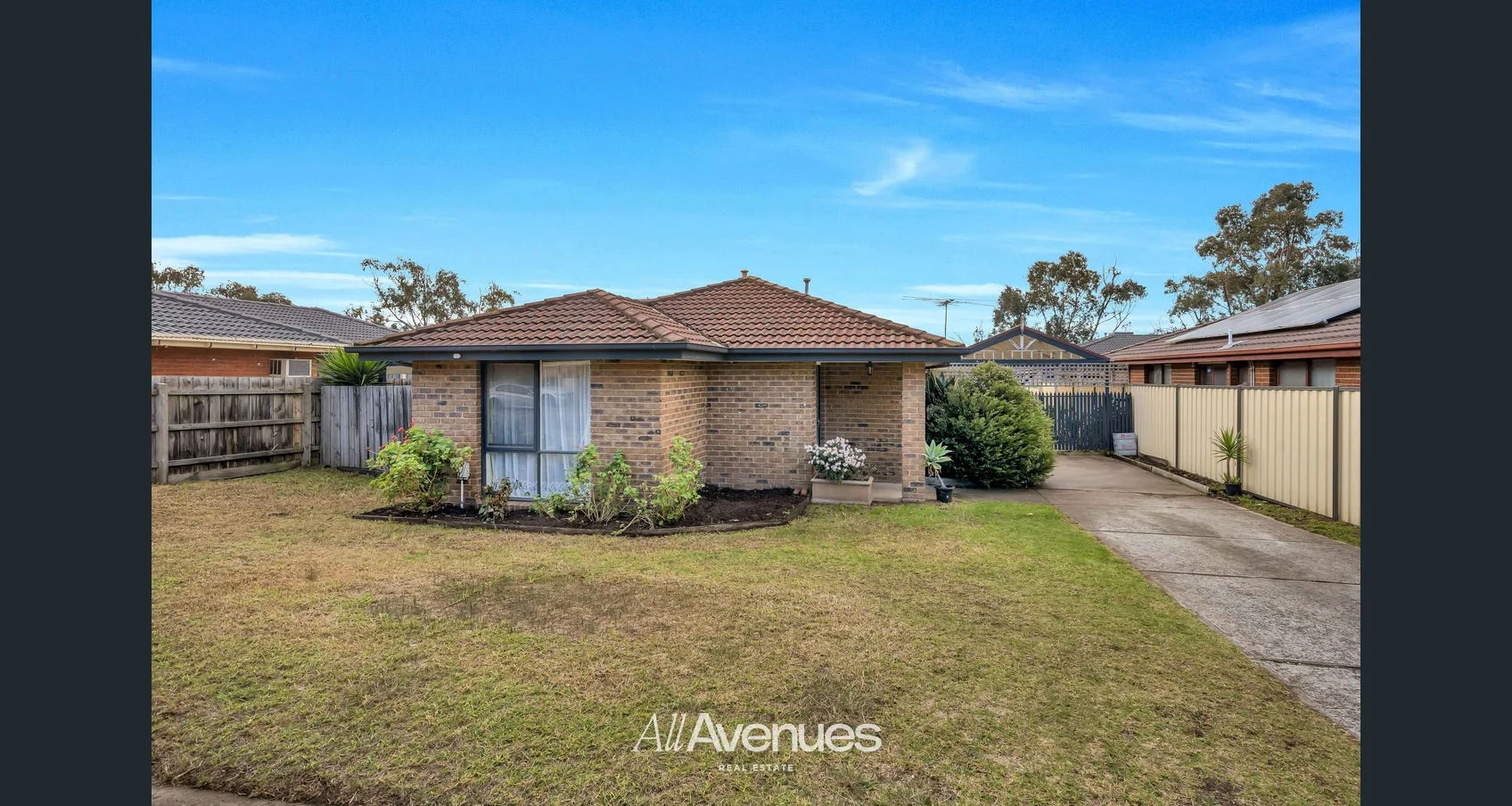 11 Blackwood Dr, Hampton Park VIC 3976
