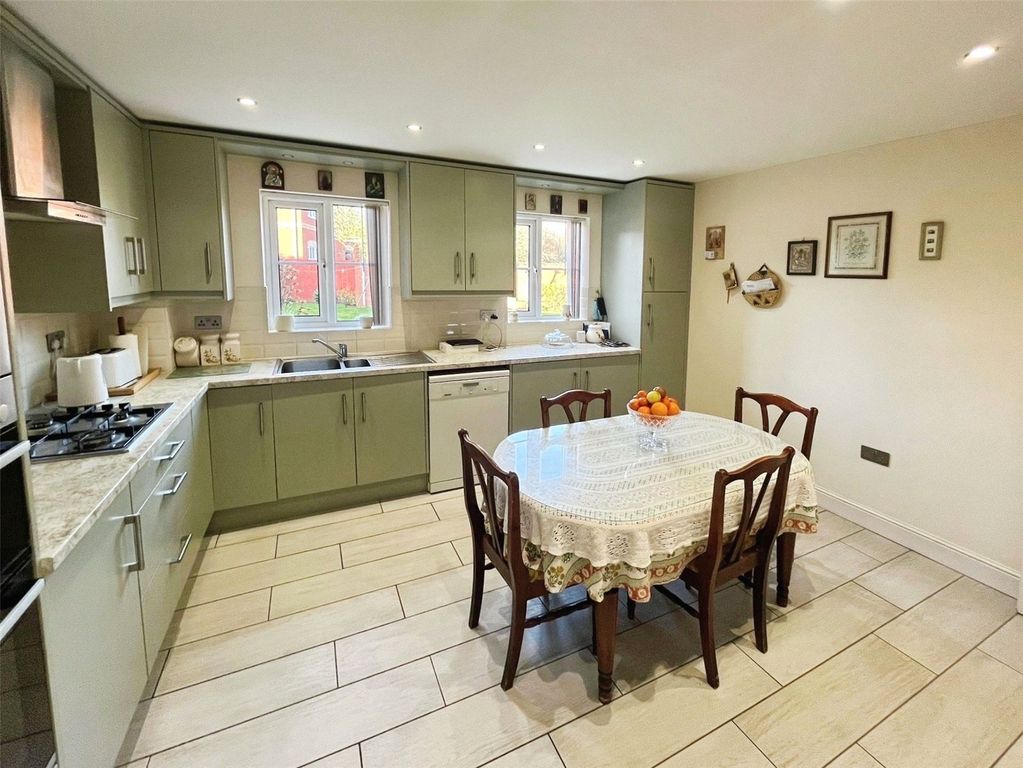 Additional image 2 of 4 bed detached house for saleColumbine Way, Bedworth, Warwickshire CV12