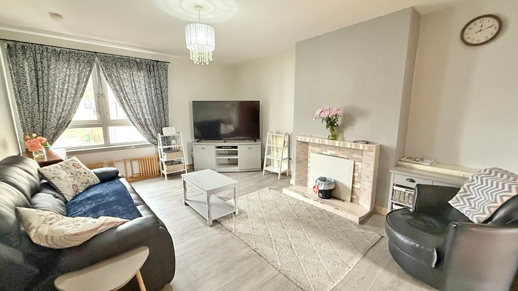 Additional image 2 of 3 bed flat for saleCarn Dearg Road, Fort William PH33