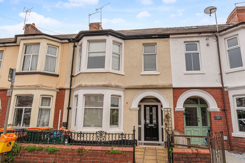 3 bed terraced house for saleBroadwalk, Caerleon NP18