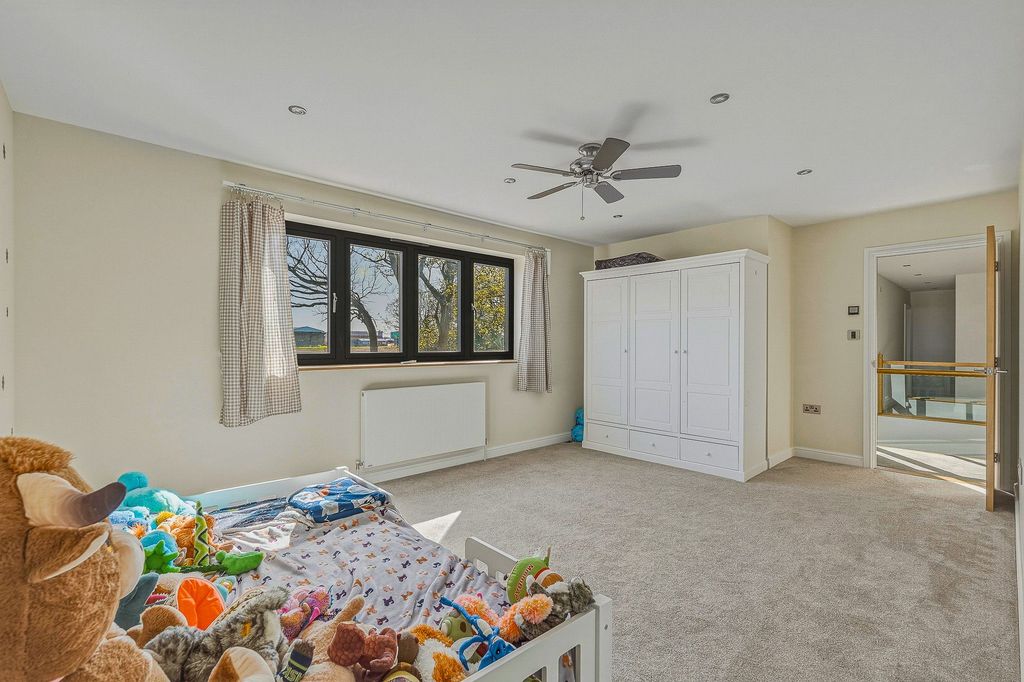 Additional image 26 of 6 bed detached house for saleFiddlers Green, Attleborough NR17