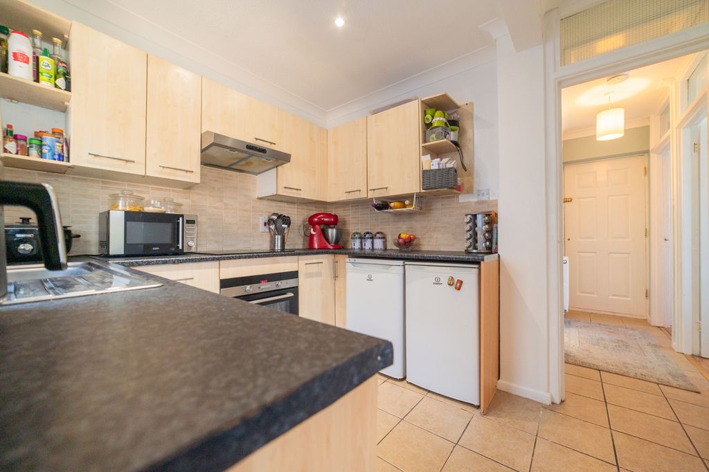 Additional image 12 of 2 bed flat for saleStacey Court, Roath CF24