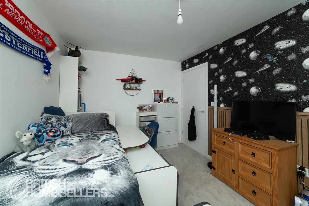 Additional image 20 of 4 bed end terrace house for saleWoodyard Avenue, Chesterfield, Derbyshire S41