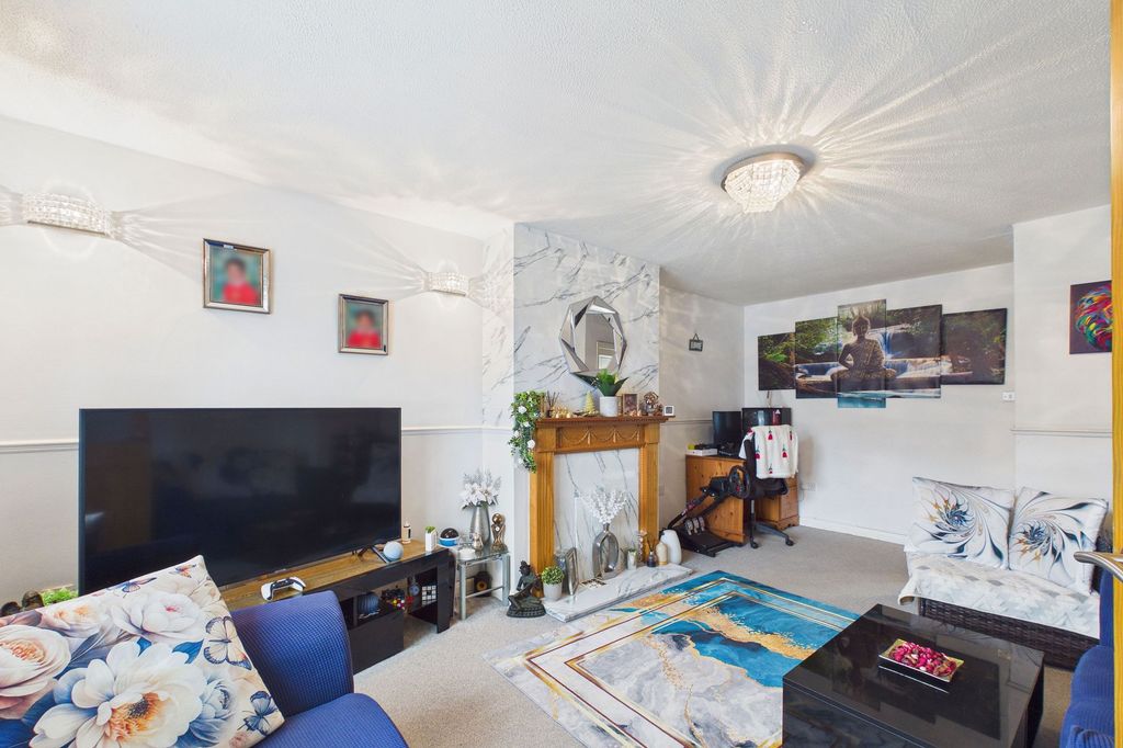 3 bed semi-detached house for saleFellview Drive, Egremont CA22