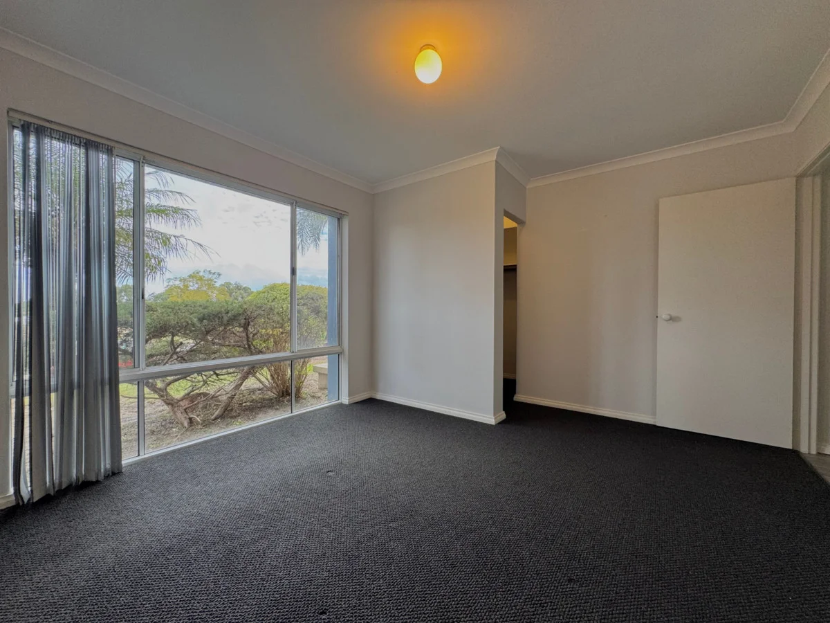 Additional image 10 of 12 Amulla Court, Halls Head WA 6210