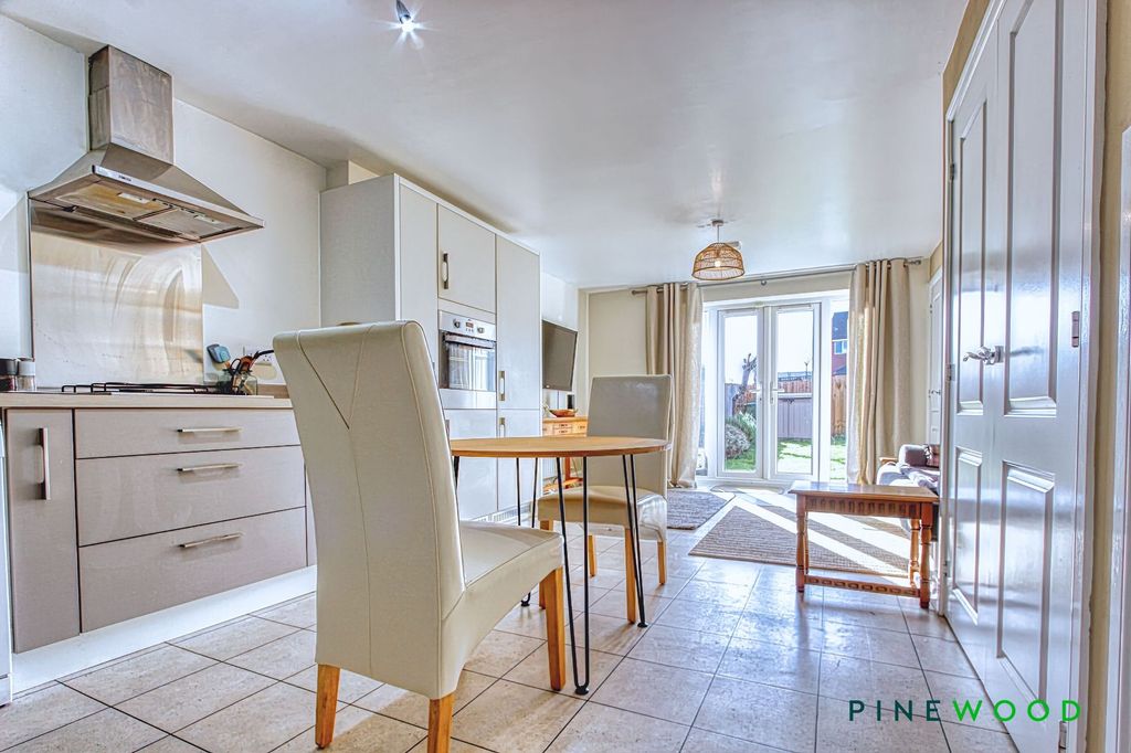 Additional image 3 of 3 bed terraced house for saleRugby Drive, Chesterfield S41