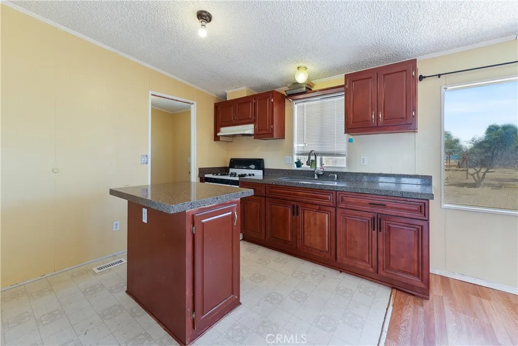 Additional image 39 of 8195 Alta Mesa Road, Oak Hills, CA 92344