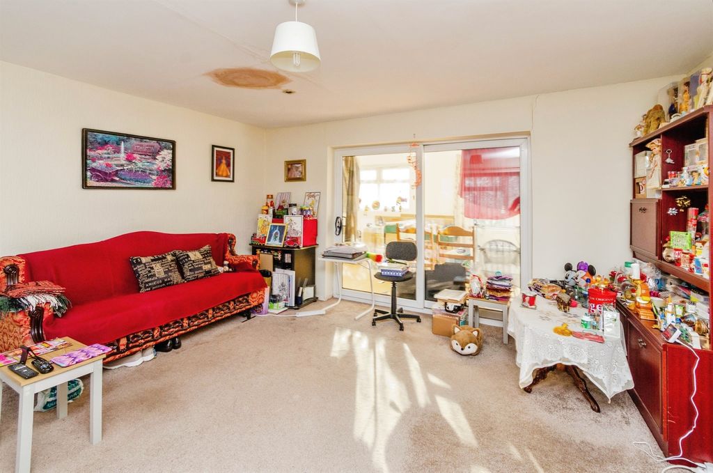 Additional image 4 of 3 bed detached house for saleGreat Bridge Road, Bilston WV14