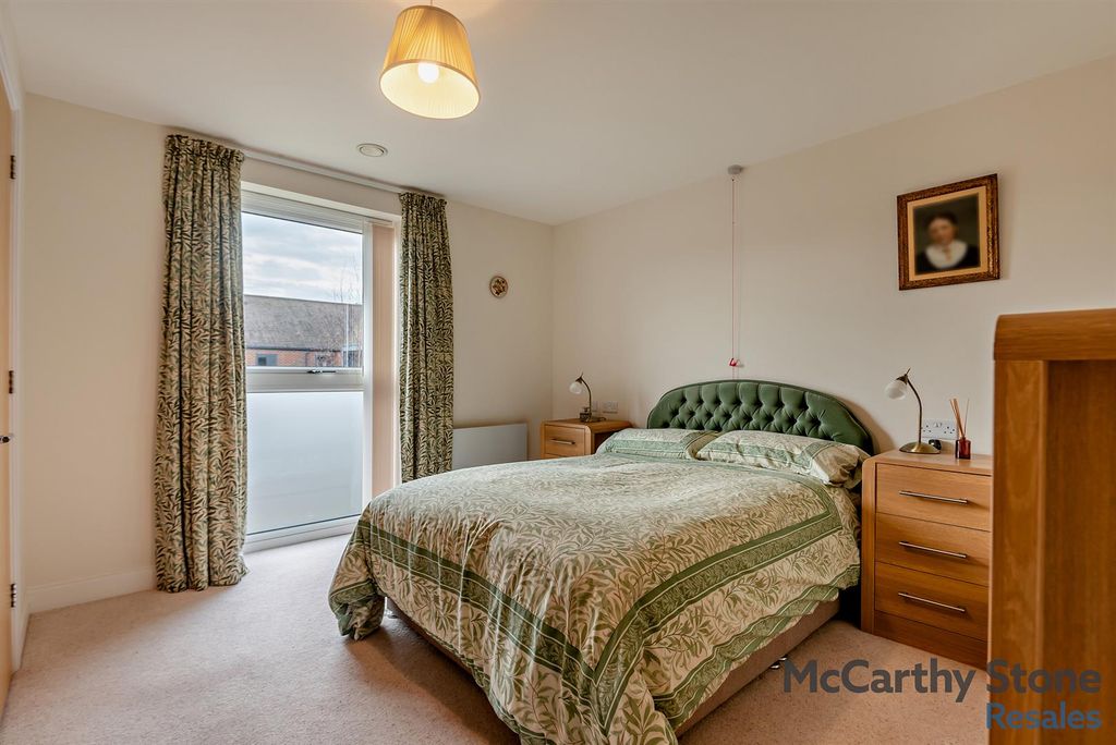 Additional image 7 of 1 bed flat for saleWayfarer Place, The Dean, Alresford SO24