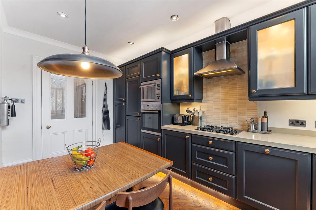 Additional image 15 of 3 bed flat for saleSt. Margarets Road, Altrincham WA14