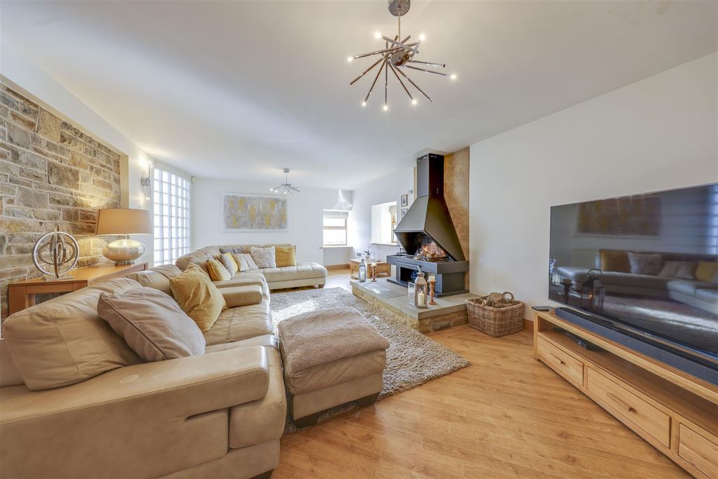 Additional image 9 of 6 bed detached house for saleTunstead, Bacup, Rossendale, Lancashire OL13