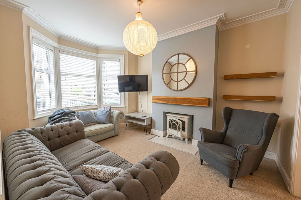 Additional image 4 of 3 bed terraced house for saleBroadwalk, Caerleon NP18