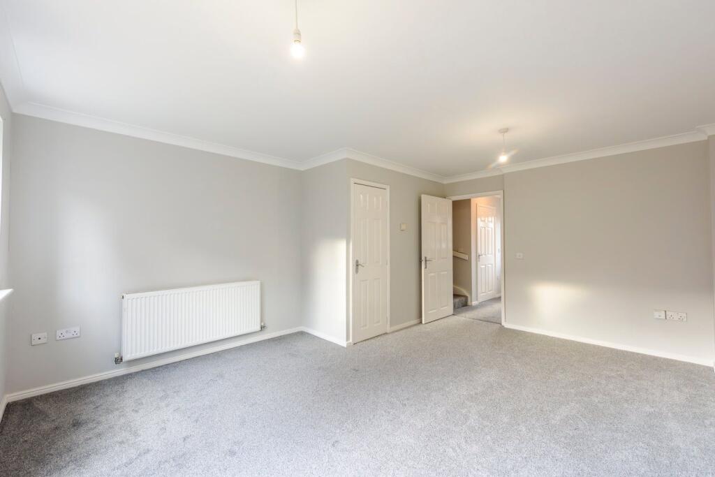 Wycherley Way, Cradley Heath, B64 6DA photo 4
