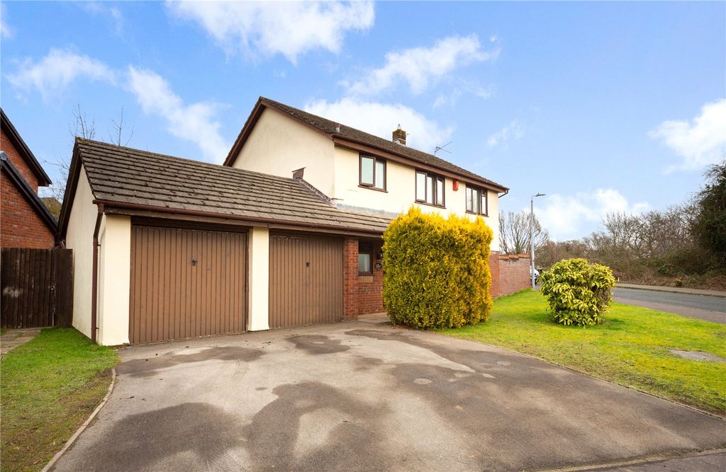 Additional image 2 of 4 bed detached house for saleMallards Reach, Marshfield, Cardiff CF3