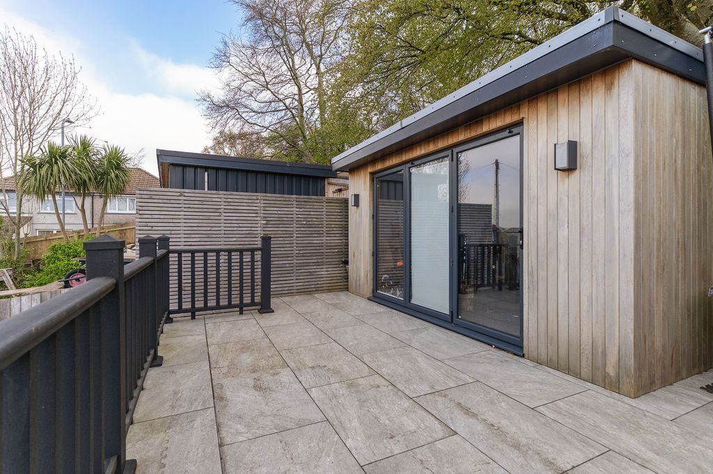Additional image 4 of 4 bed semi-detached house for saleGraig Park Hill, Newport NP20