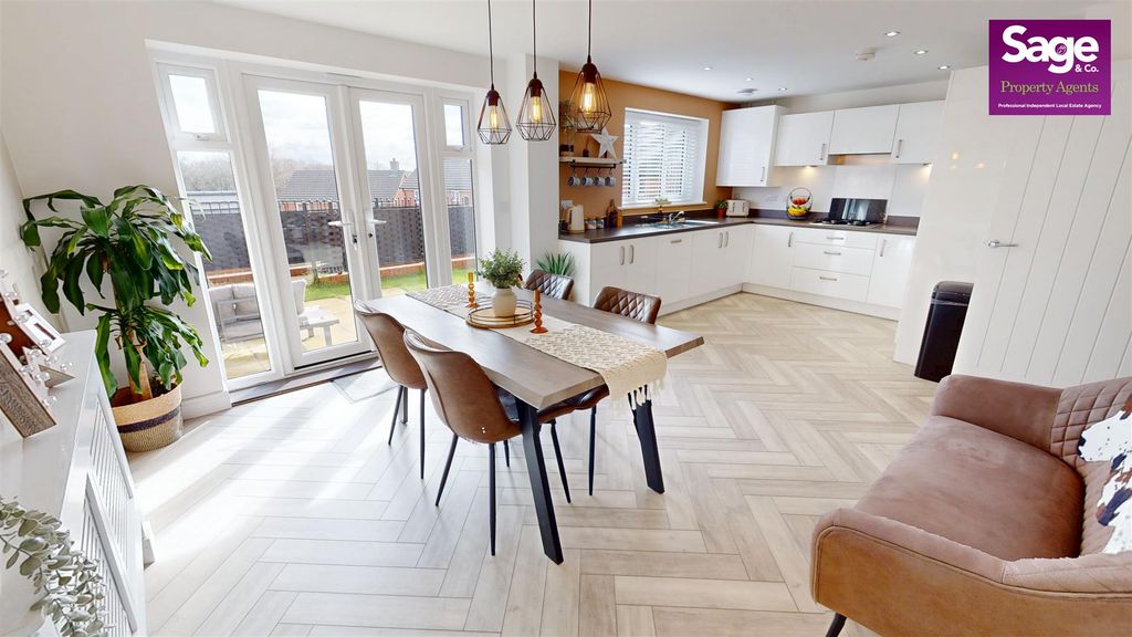 Additional image 5 of 4 bed detached house for saleHeol Lowri, Pontrhydyrun, Cwmbran NP44