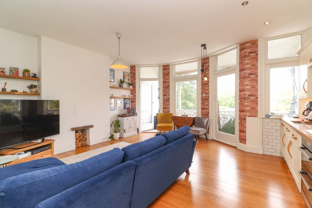 Additional image 5 of 2 bed flat for saleMinnis Road, Birchington, Kent CT7