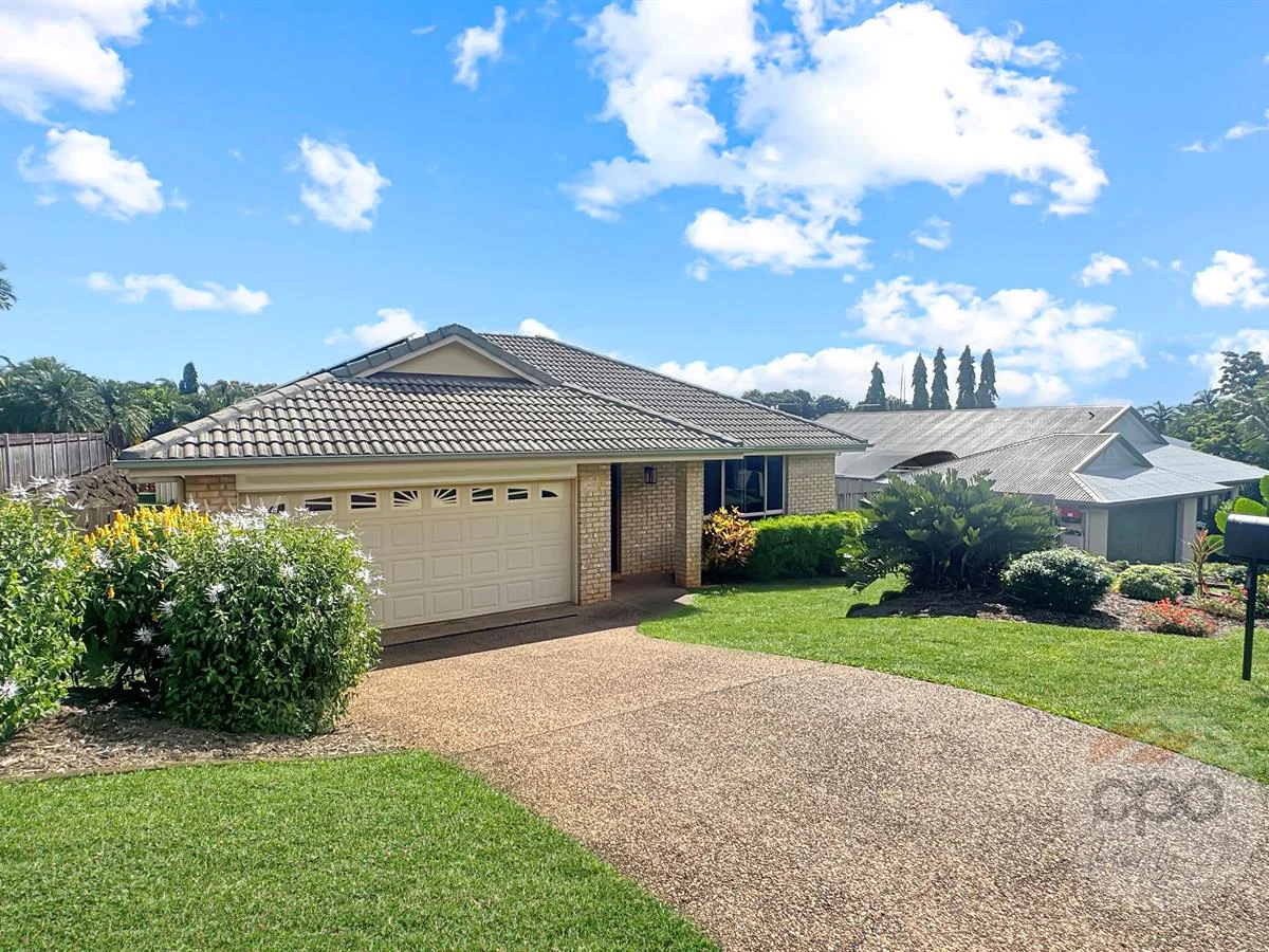 8 Pepperwood Close, Redlynch QLD 4870
