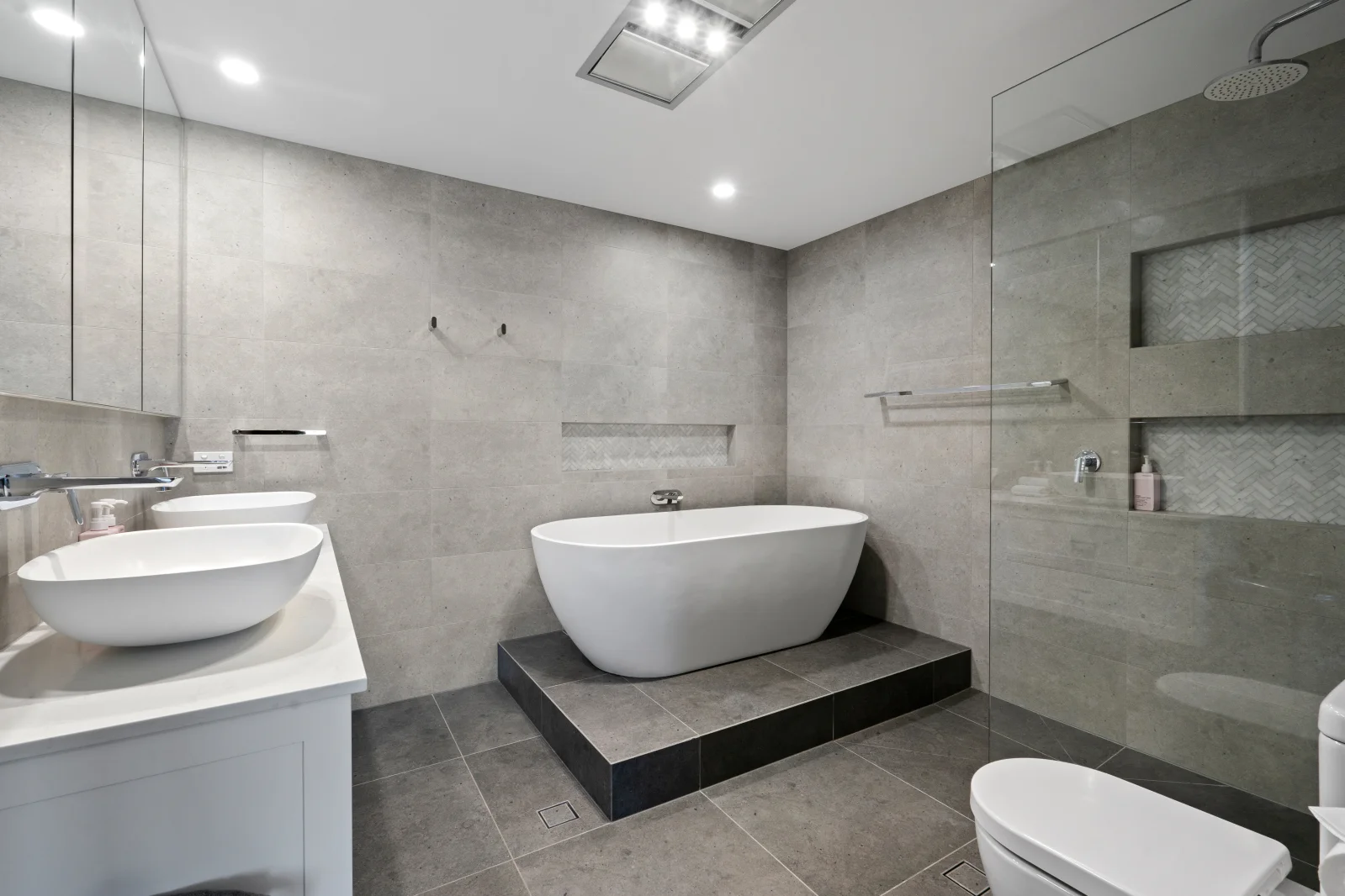 Additional image 15 of 4/79 Albatross Avenue, Mermaid Beach QLD 4218