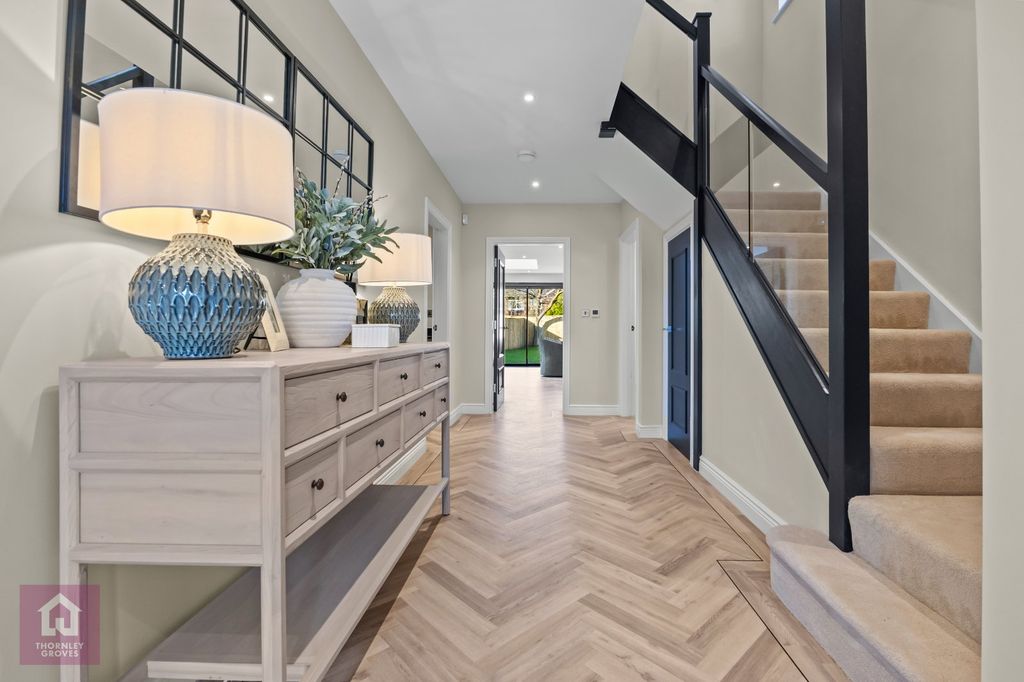 Additional image 11 of 5 bed semi-detached house for saleBrentwood Crescent, Altrincham WA14