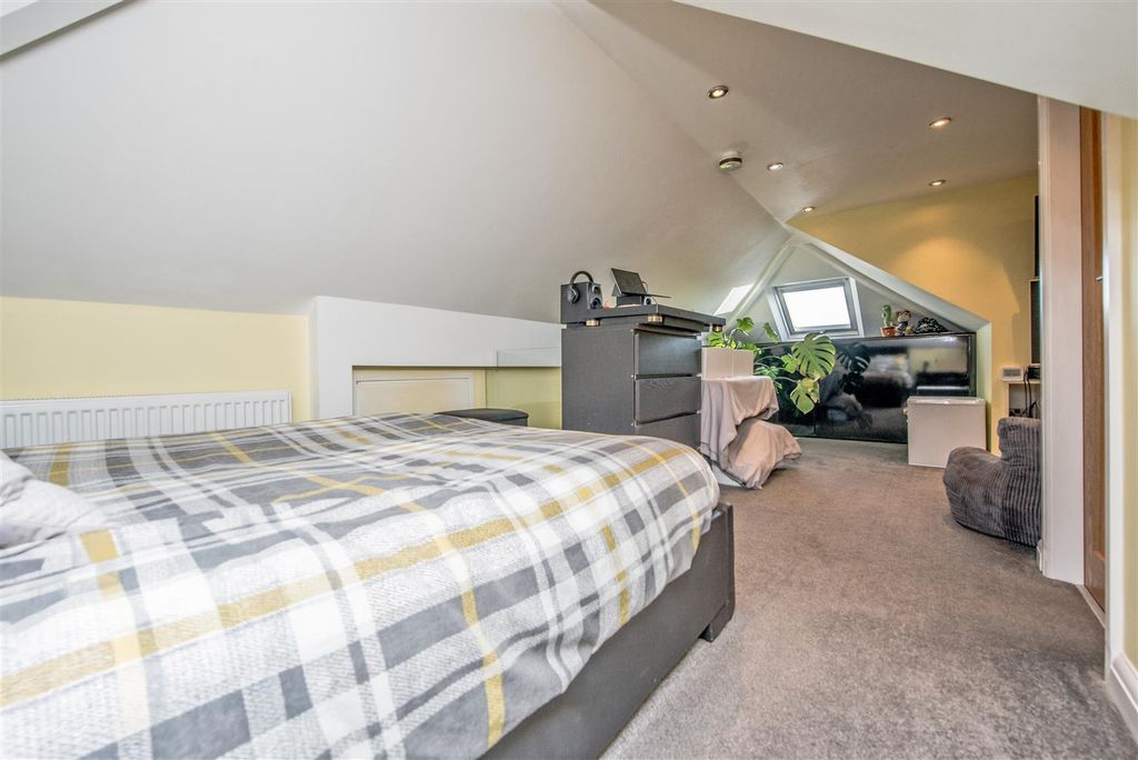 Additional image 25 of 4 bed detached house for saleGreenhill Lane, Wortley, Leeds LS12