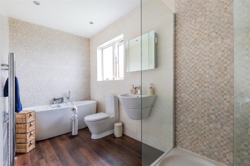Additional image 19 of 4 bed semi-detached house for saleBorrowdale Close, Penylan, Cardiff CF23