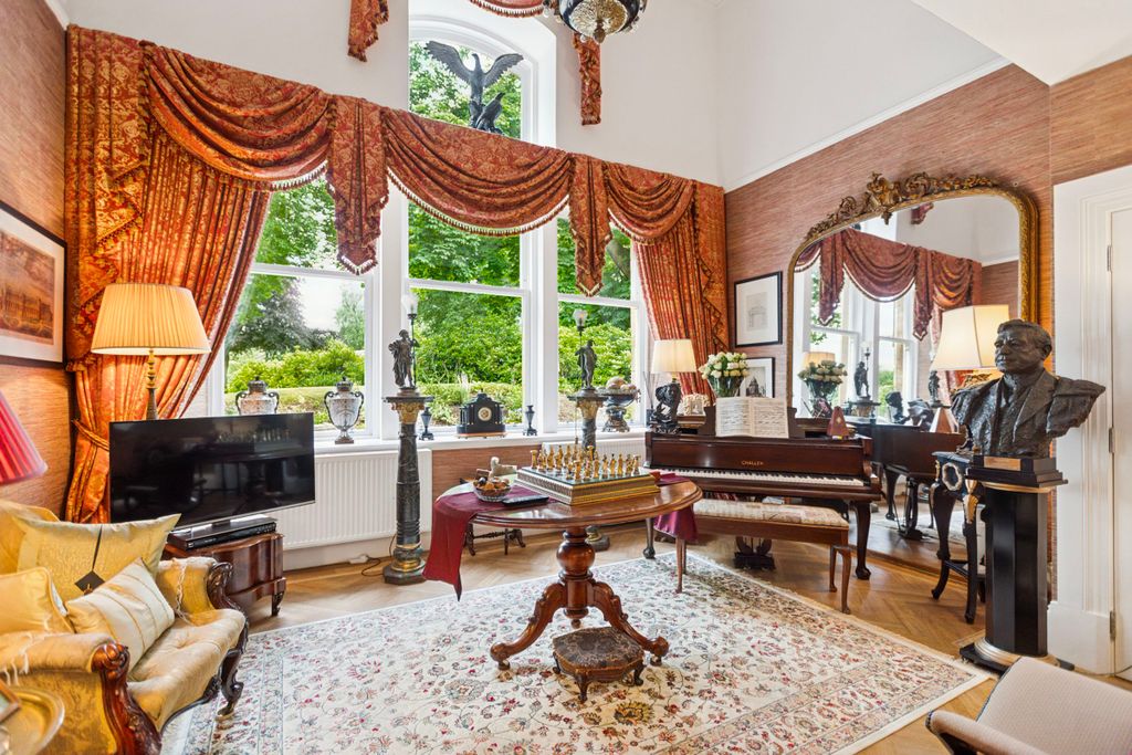 Additional image 3 of 3 bed flat for saleDalnair Castle, Croftamie, Glasgow G63