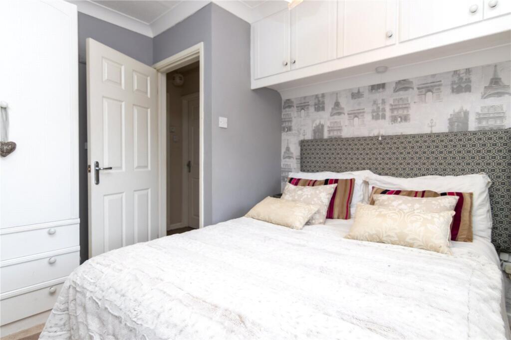 Additional image 15 of Evesham Avenue, Yeovil, Somerset, BA21