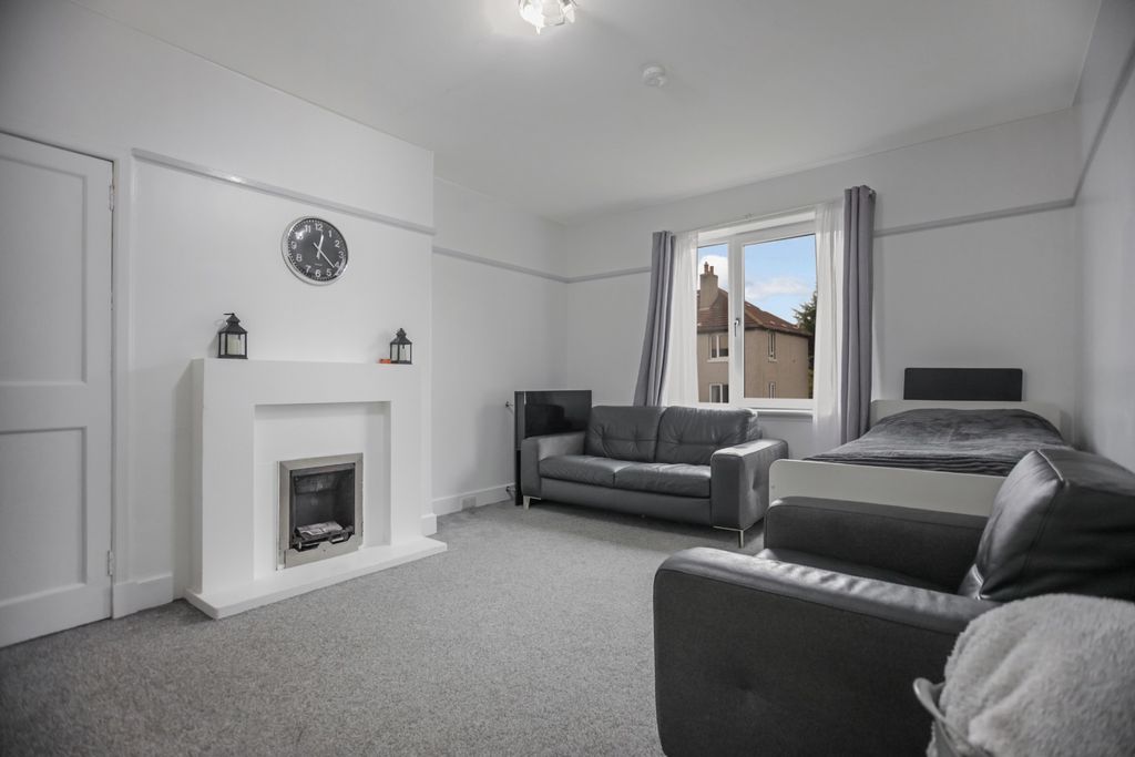 2 bed flat for saleSighthill Drive, Edinburgh, Sighthill EH11 photo 3