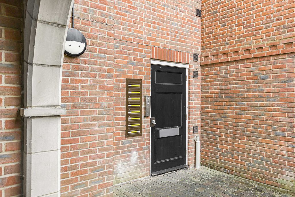 Additional image 12 of 1 bed flat for saleWest St Helen Street, Abingdon OX14
