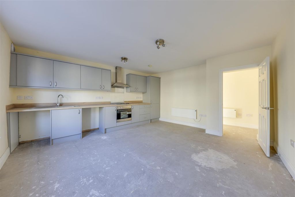 Additional image 12 of 3 bed flat for saleNewchurch Road, Bacup, Rossendale OL13