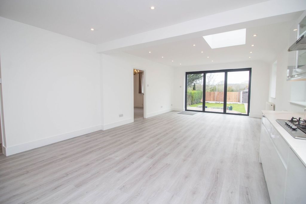 Additional image 8 of 4 bed semi-detached bungalow for saleSt Georges Drive, Carpenders Park, Watford WD19