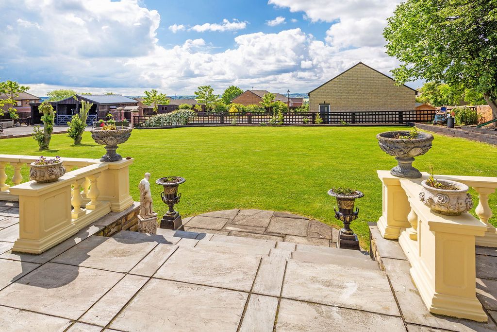 Additional image 25 of 5 bed property for saleBroad Street, Hoyland, Barnsley S74