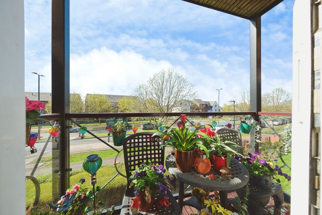 Additional image 15 of 2 bed flat for saleLakeside Boulevard, Doncaster, South Yorkshire DN4