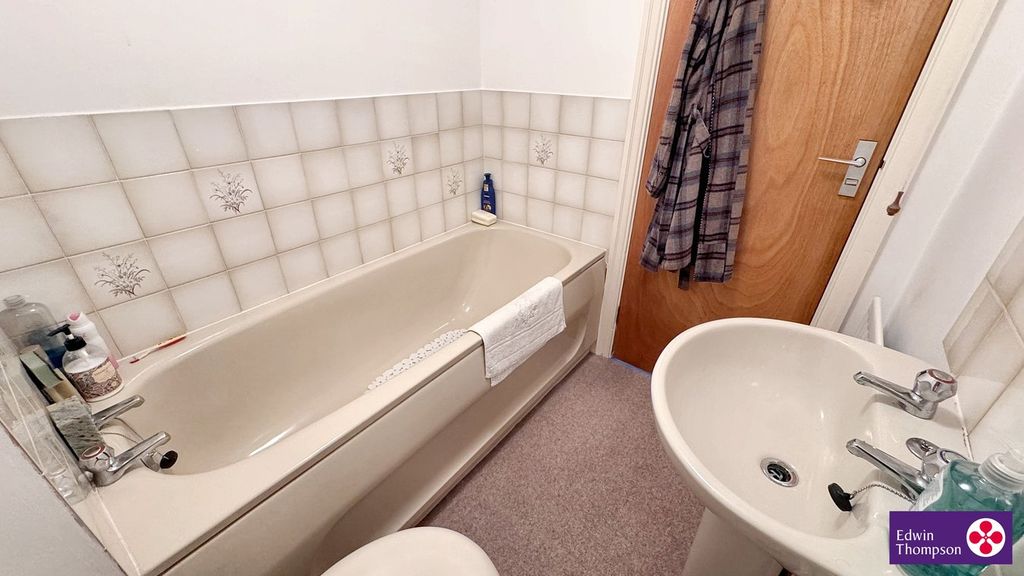 Additional image 18 of 2 bed flat for sale7E St Johns Terrace, Ambleside Road, Keswick CA12