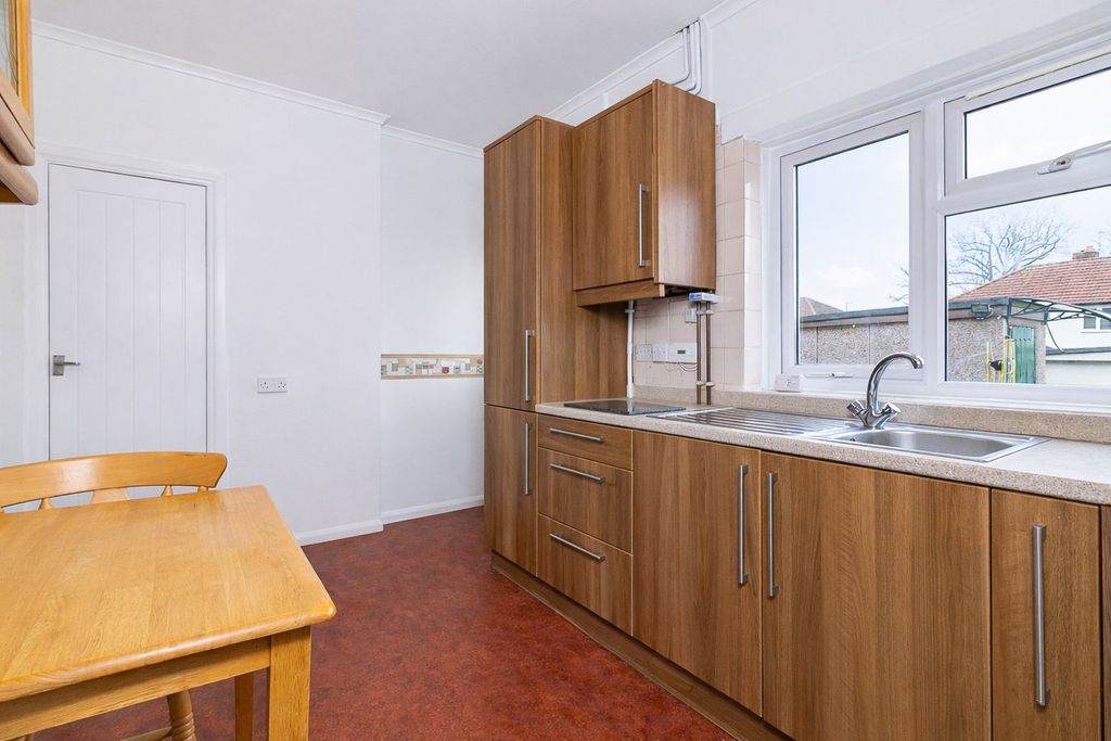 Additional image 4 of 3 bed terraced house for salePark Drive, Baldock SG7